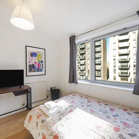 City Riverside - 2 Bedroom & Free Parking Barking  Exteriér fotografie